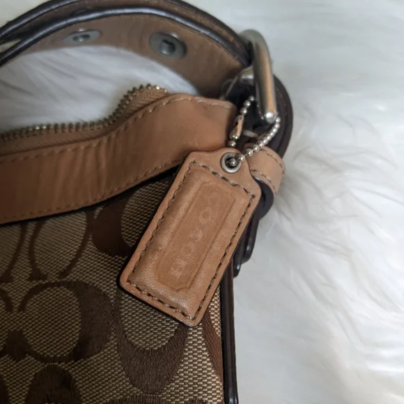 COACH Monogram Logo Handbag Purse 👜 - Picture 2 of 10